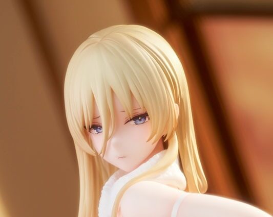 AniGame製 アズールレーン ビスマルク アンパックド・サプライズVer. 1/7